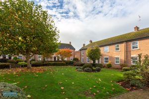 Communal Gardens- click for photo gallery